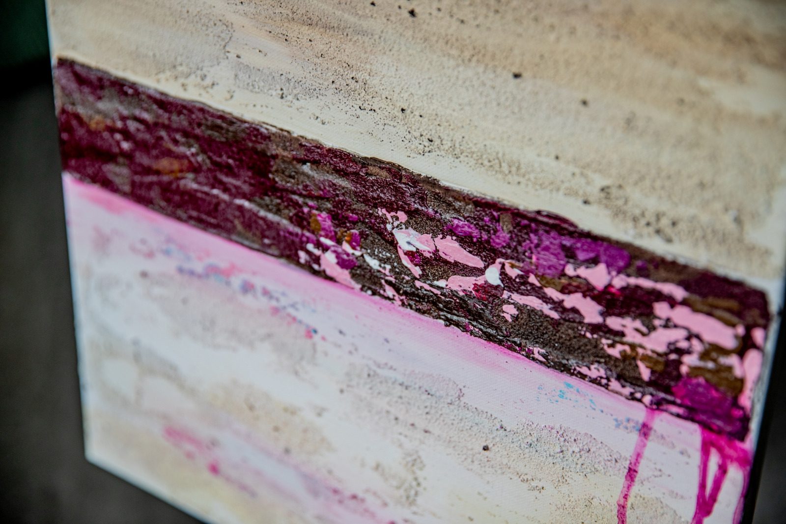 Zweiteiliges Set „Dualseelen“ in Beige und Magenta, je 40 × 40 cm